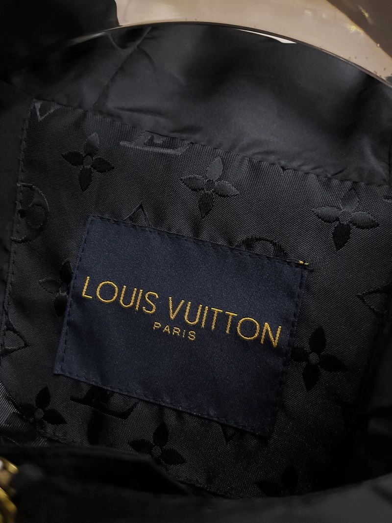 Louis Vuitton Outwear Soft 136692