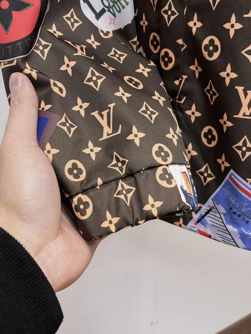 Louis Vuitton Outwear Packable 136698