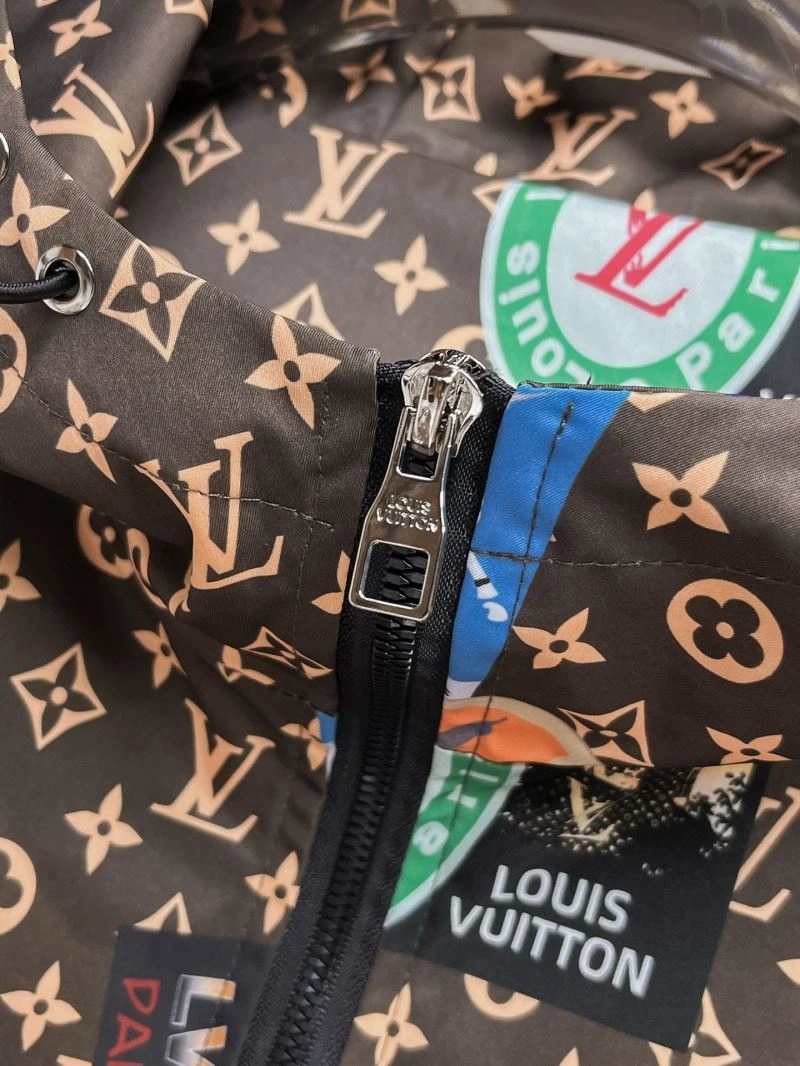 Louis Vuitton Outwear Packable 136698