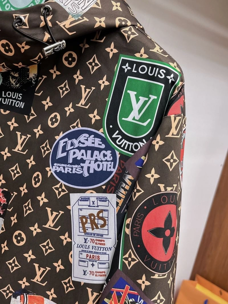 Louis Vuitton Outwear Packable 136698
