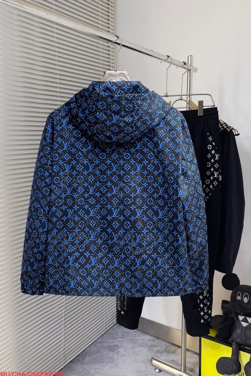 Louis Vuitton Outwear Effortless 136688