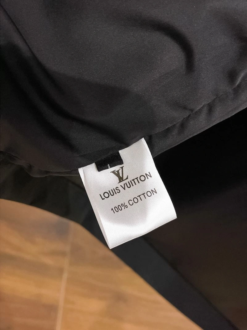 Louis Vuitton Outwear StreetReady 136707