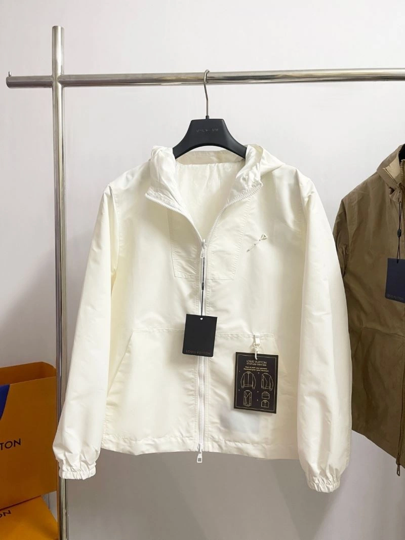 Louis Vuitton Outwear Breathable 136694