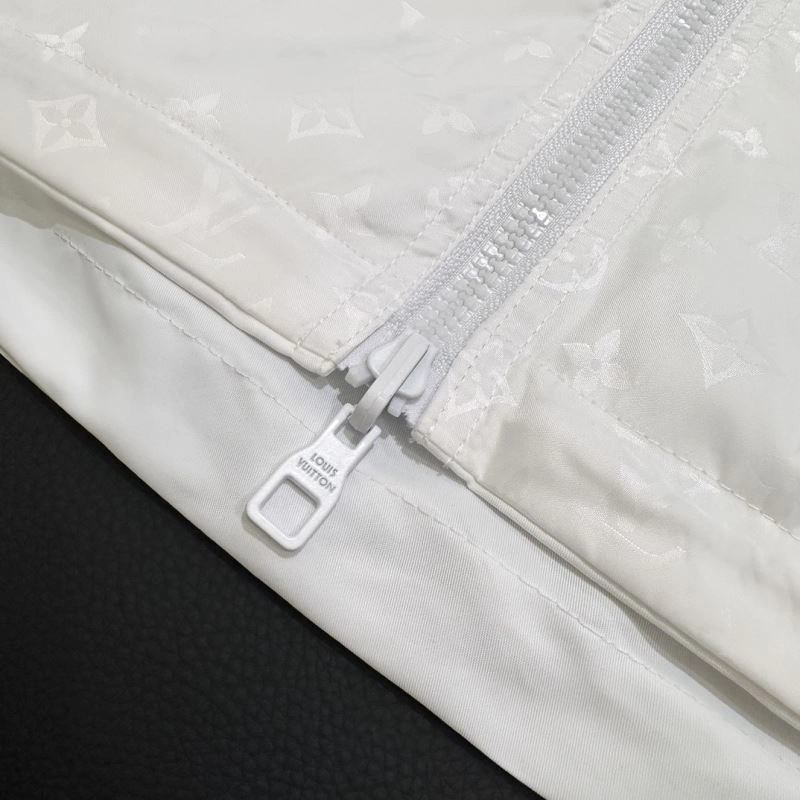 Louis Vuitton Outwear EasyMatch 136691