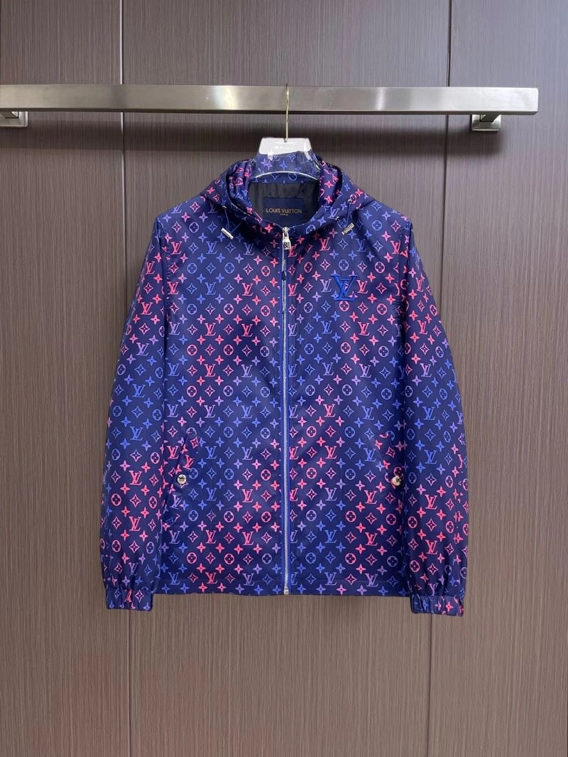 Upgraded Louis Vuitton Outwear 136685