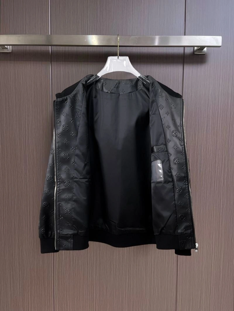 Louis Vuitton Outwear Comfortable 136682