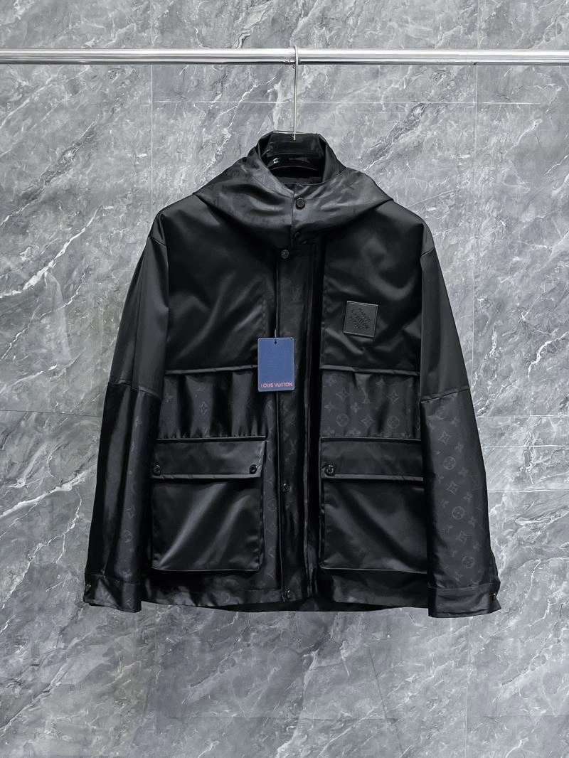 ModernLook Louis Vuitton Outwear 136684