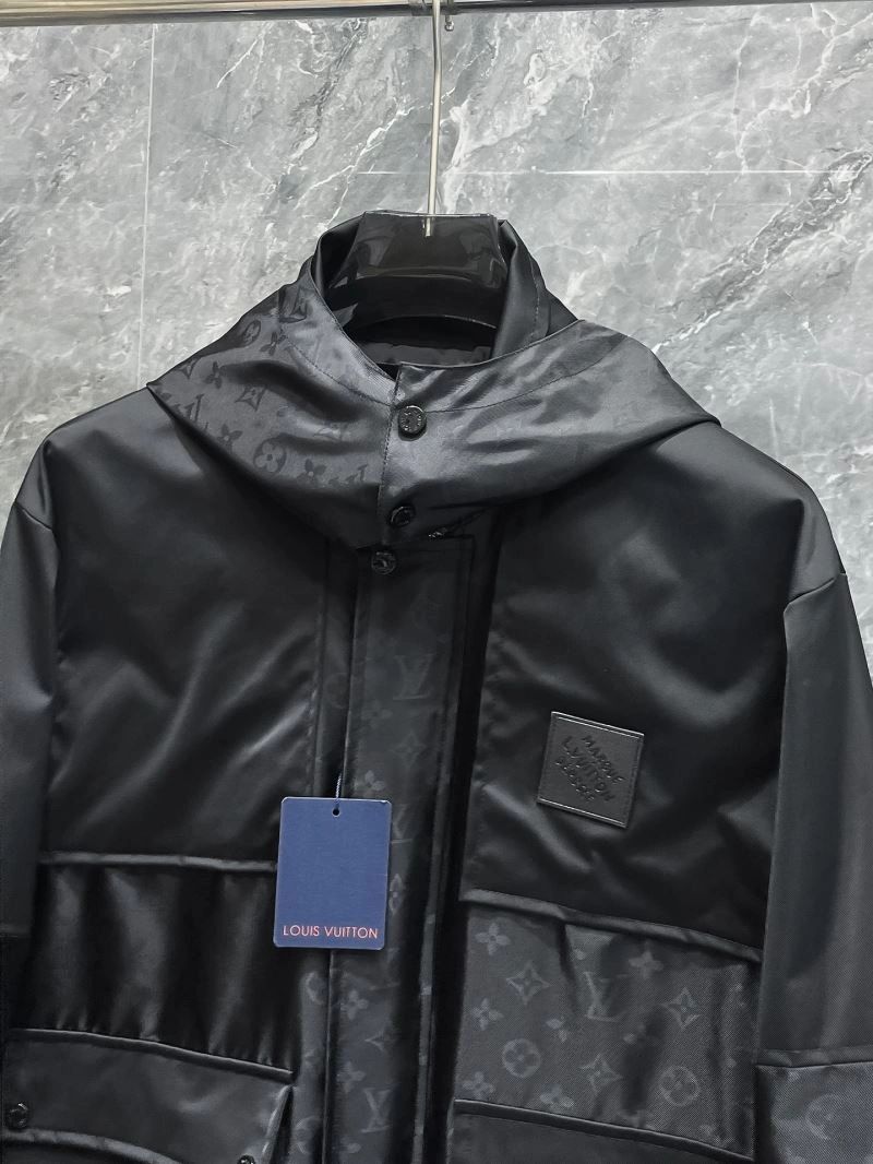 ModernLook Louis Vuitton Outwear 136684