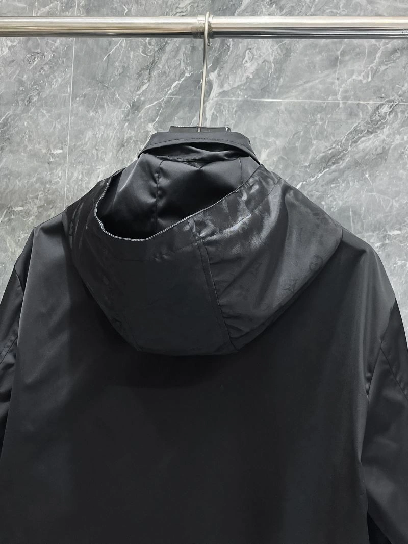 ModernLook Louis Vuitton Outwear 136684