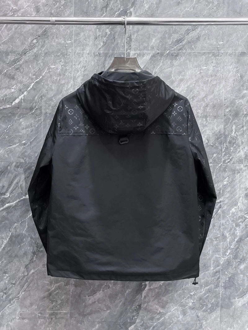 SmartChoice Louis Vuitton Outwear 136678