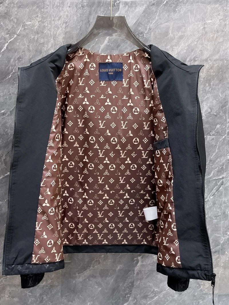 SmartChoice Louis Vuitton Outwear 136678