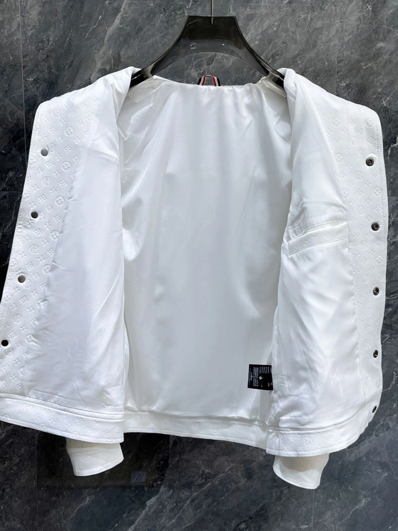 Louis Vuitton Outwear Minimalist 136681