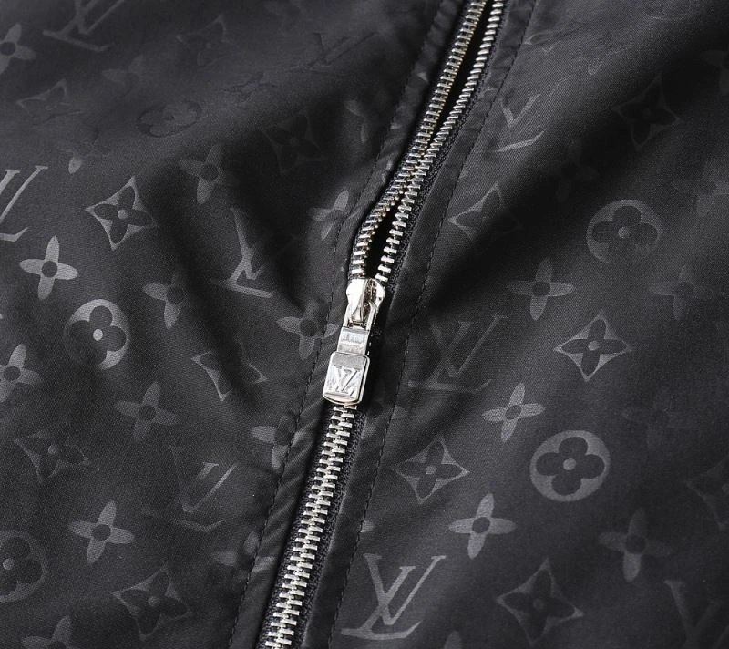 Reliable Louis Vuitton Outwear 136758