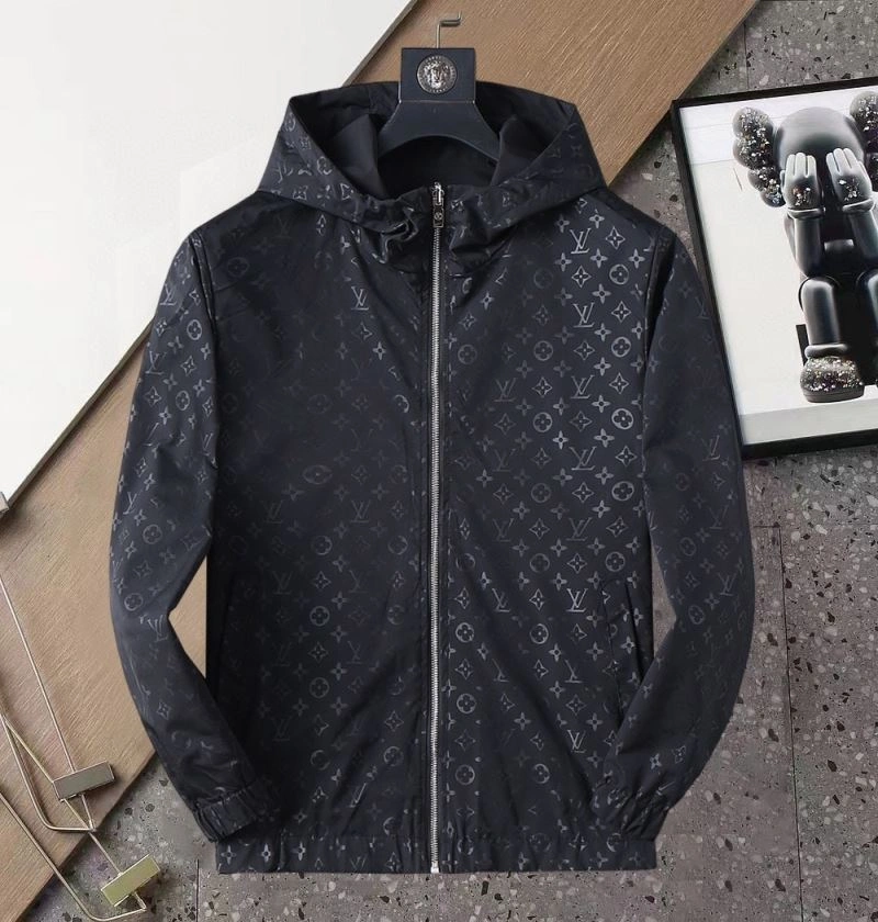 Louis Vuitton Outwear TechFriendly 136675