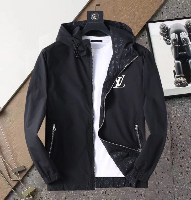 Louis Vuitton Outwear TechFriendly 136675