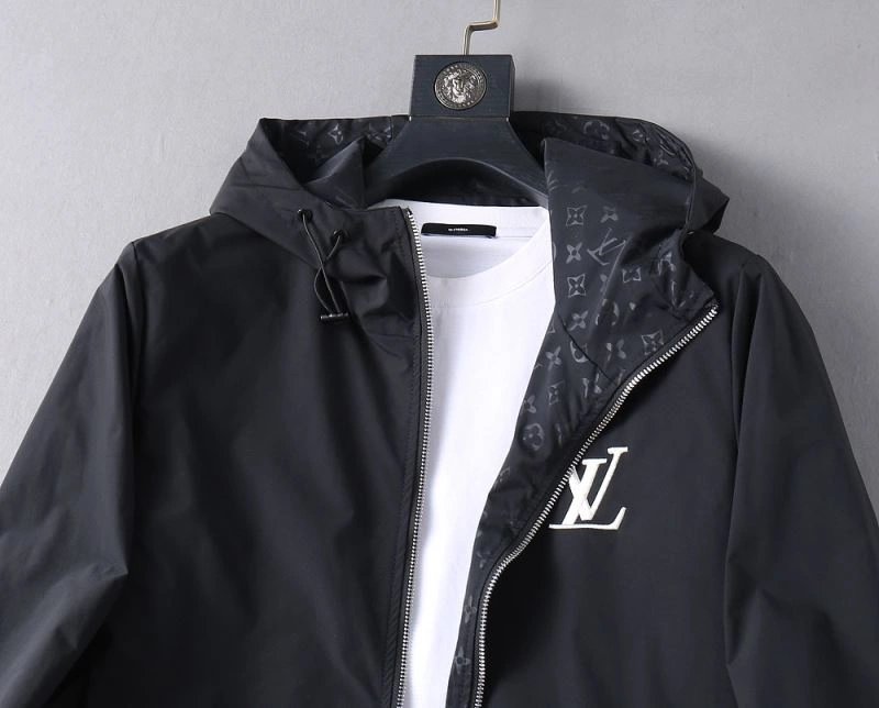 Louis Vuitton Outwear TechFriendly 136675