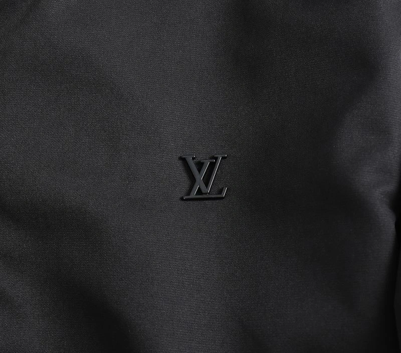 Louis Vuitton Outwear Affordable 136670