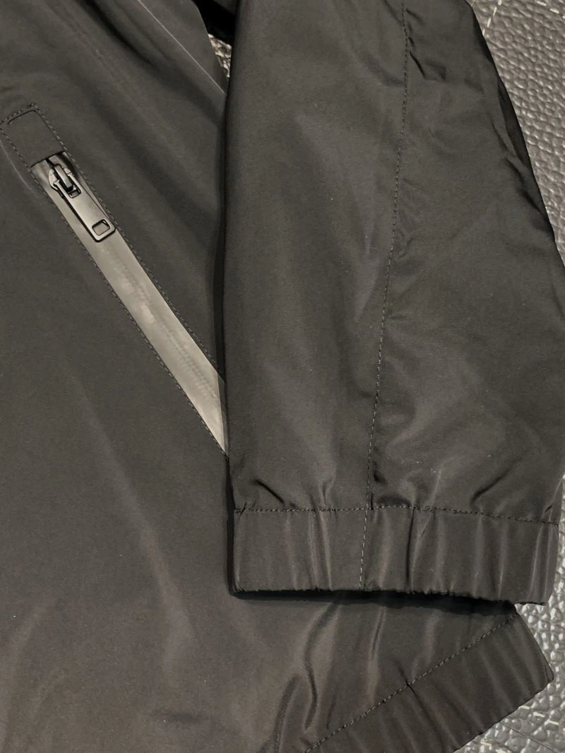 HighPerformance Louis Vuitton Outwear 136667