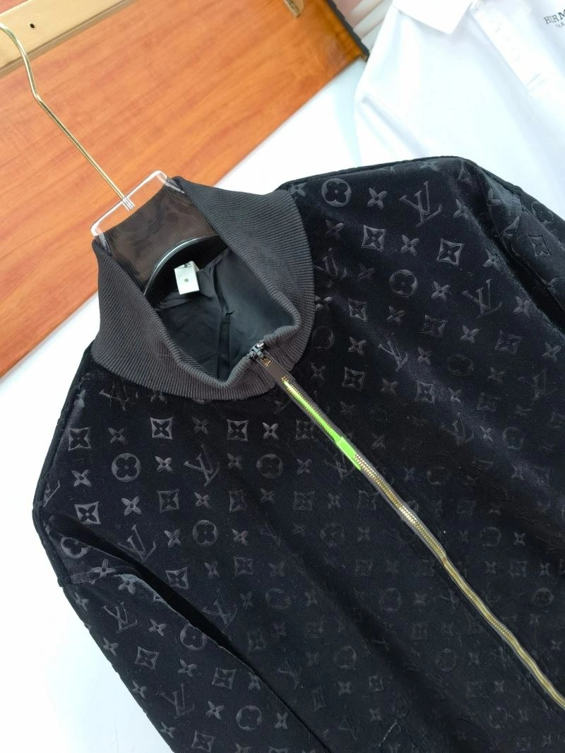 Louis Vuitton Outwear Functional 136664