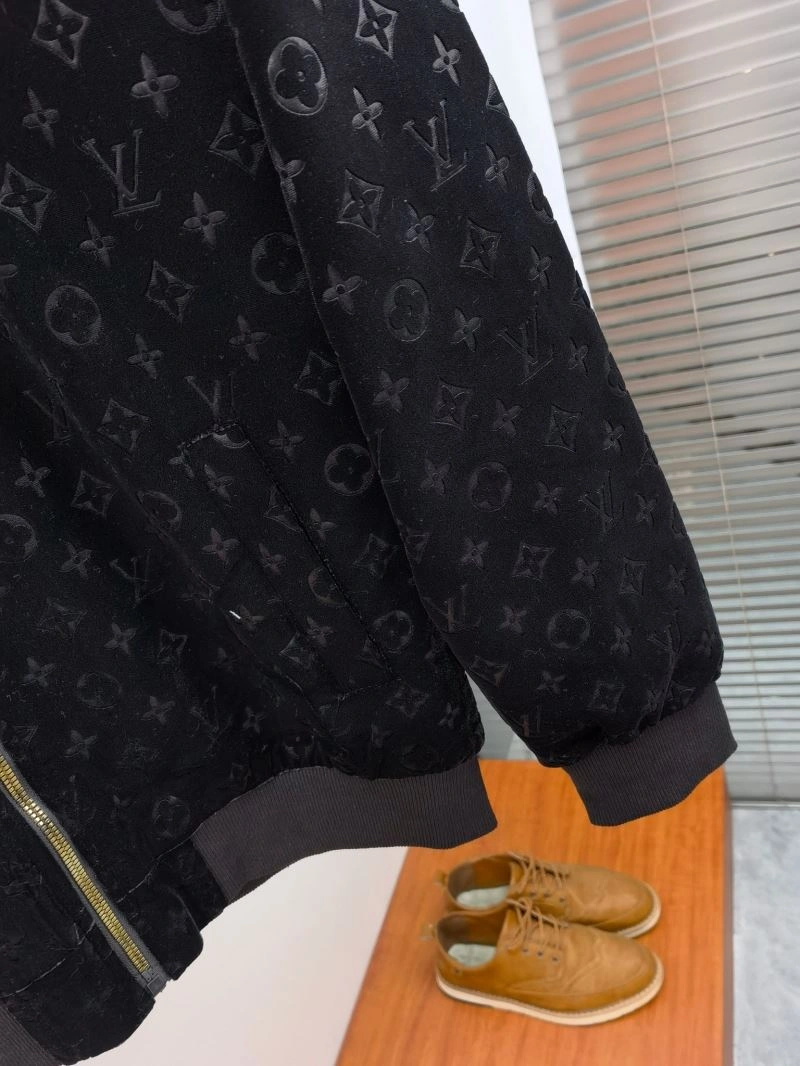 Louis Vuitton Outwear Functional 136664
