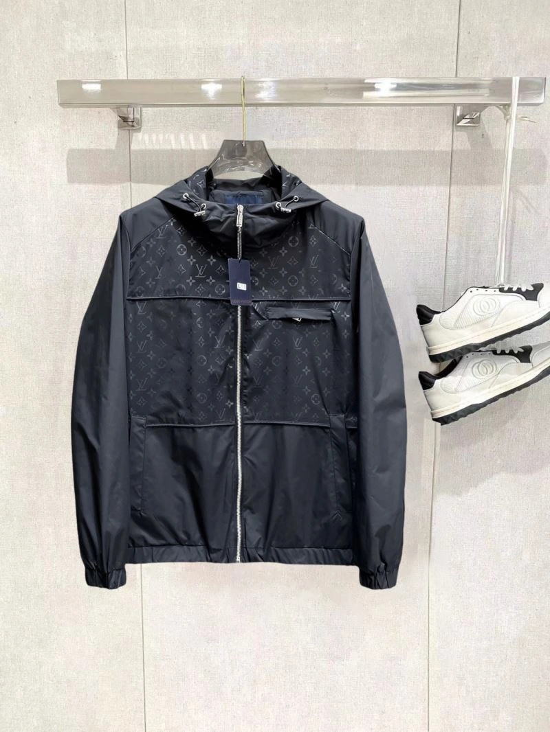 Louis Vuitton Outwear Neat 136655
