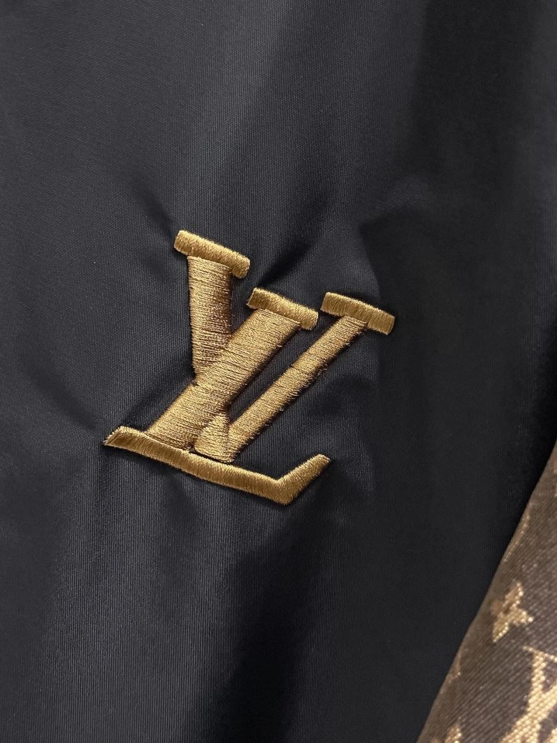 Louis Vuitton Outwear Packable 136654
