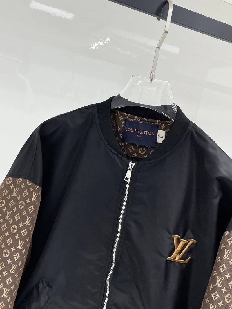 Louis Vuitton Outwear Packable 136654