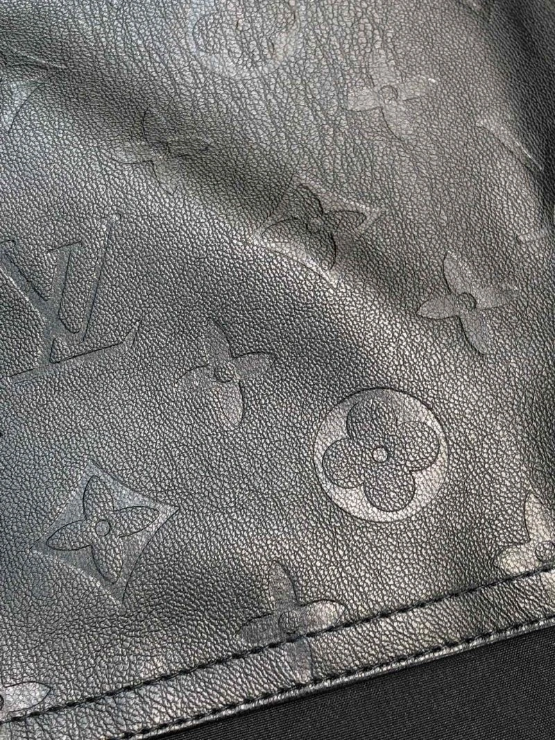 Louis Vuitton Outwear Versatile 136645