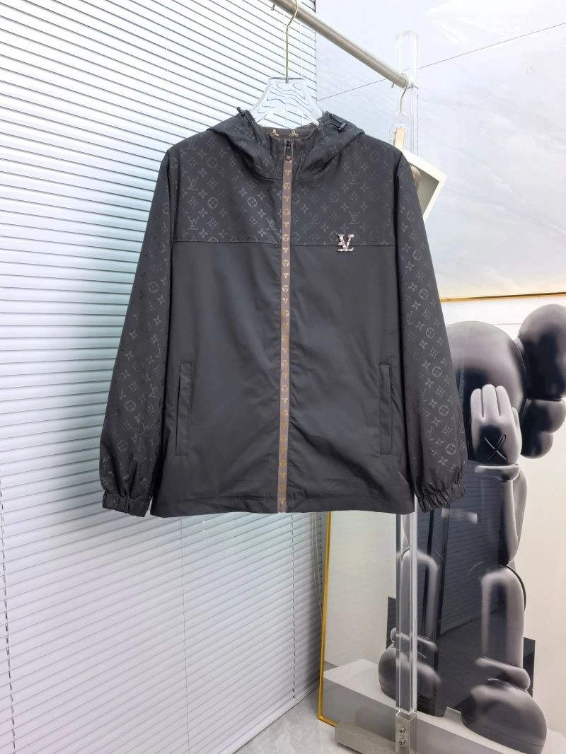 Louis Vuitton Outwear Unisex 136637