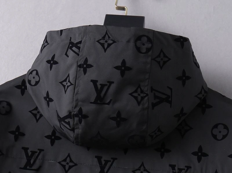 Comfortable Louis Vuitton Outwear 136632