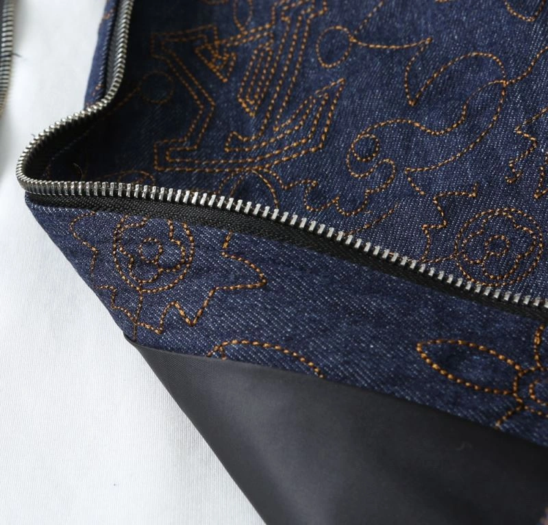 Louis Vuitton Outwear Cozy 136627