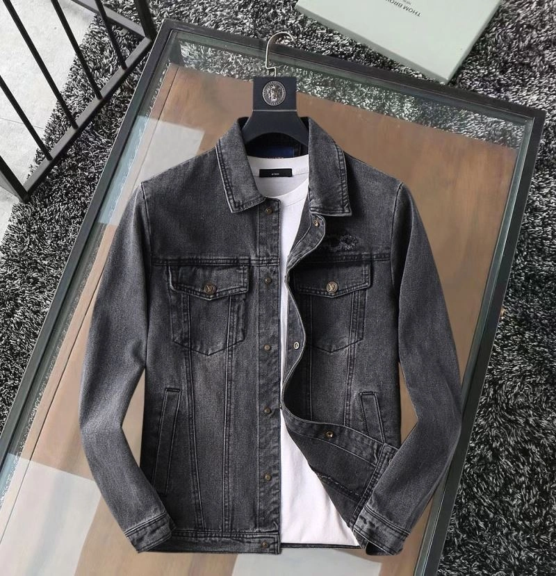 Louis Vuitton Outwear AllSeason 136626