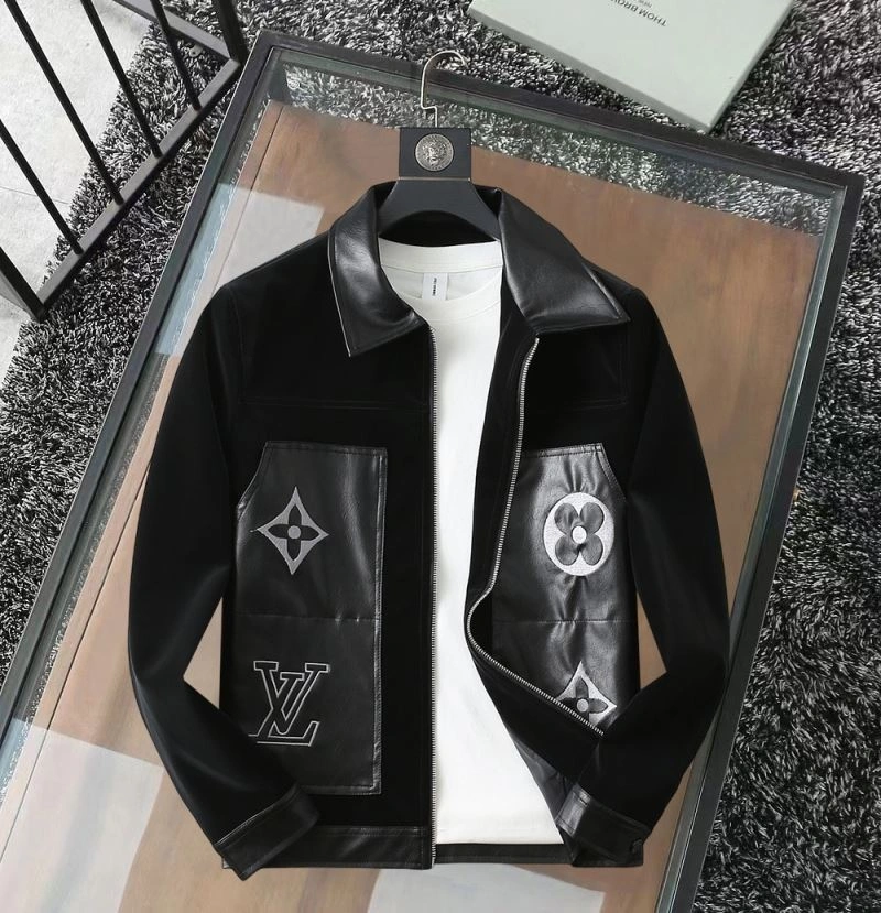 Refined Louis Vuitton Outwear 136625
