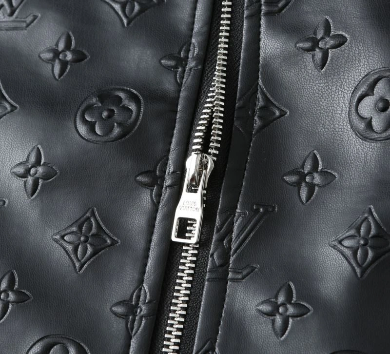 OnTrend Louis Vuitton Outwear 136619