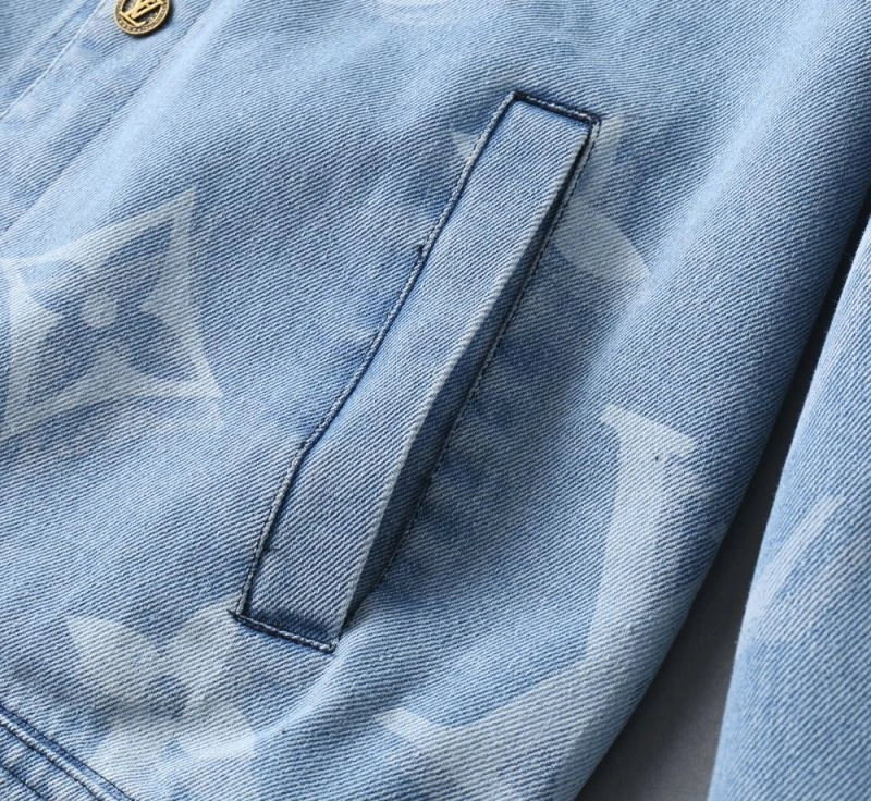 Louis Vuitton Outwear SoftTouch 136616