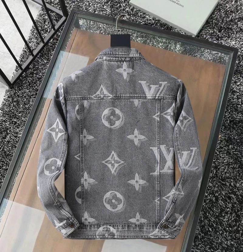 Louis Vuitton Outwear UrbanChic 136615