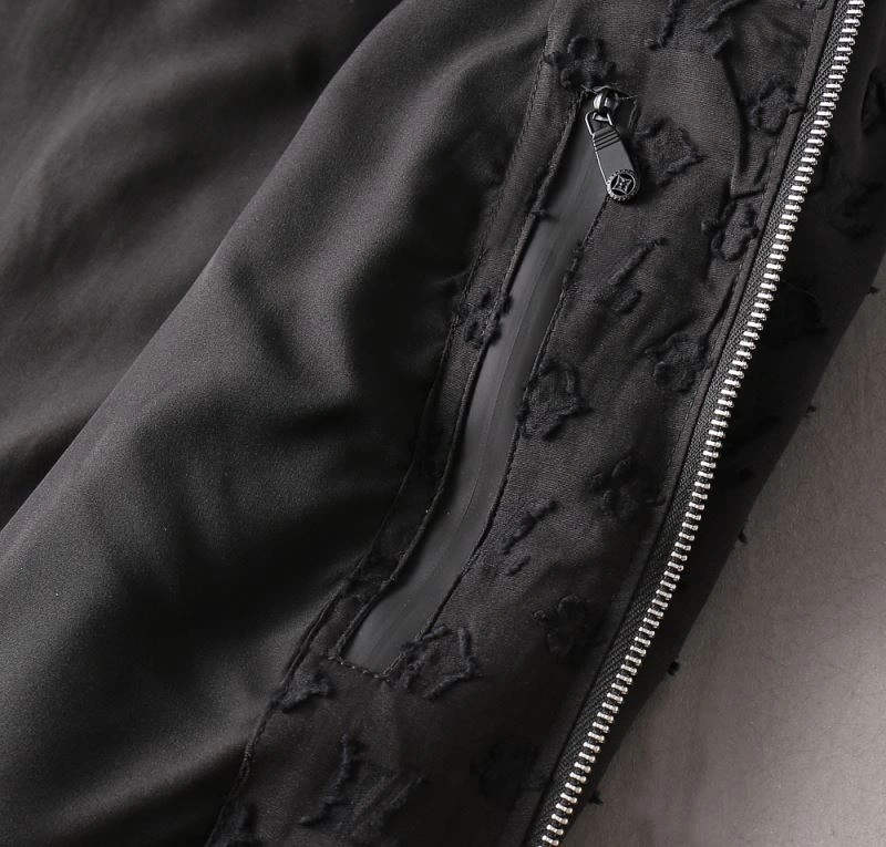 Louis Vuitton Outwear Functional 136609