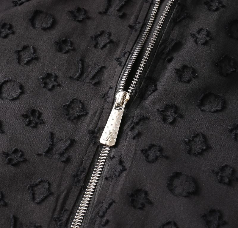 Louis Vuitton Outwear Functional 136609
