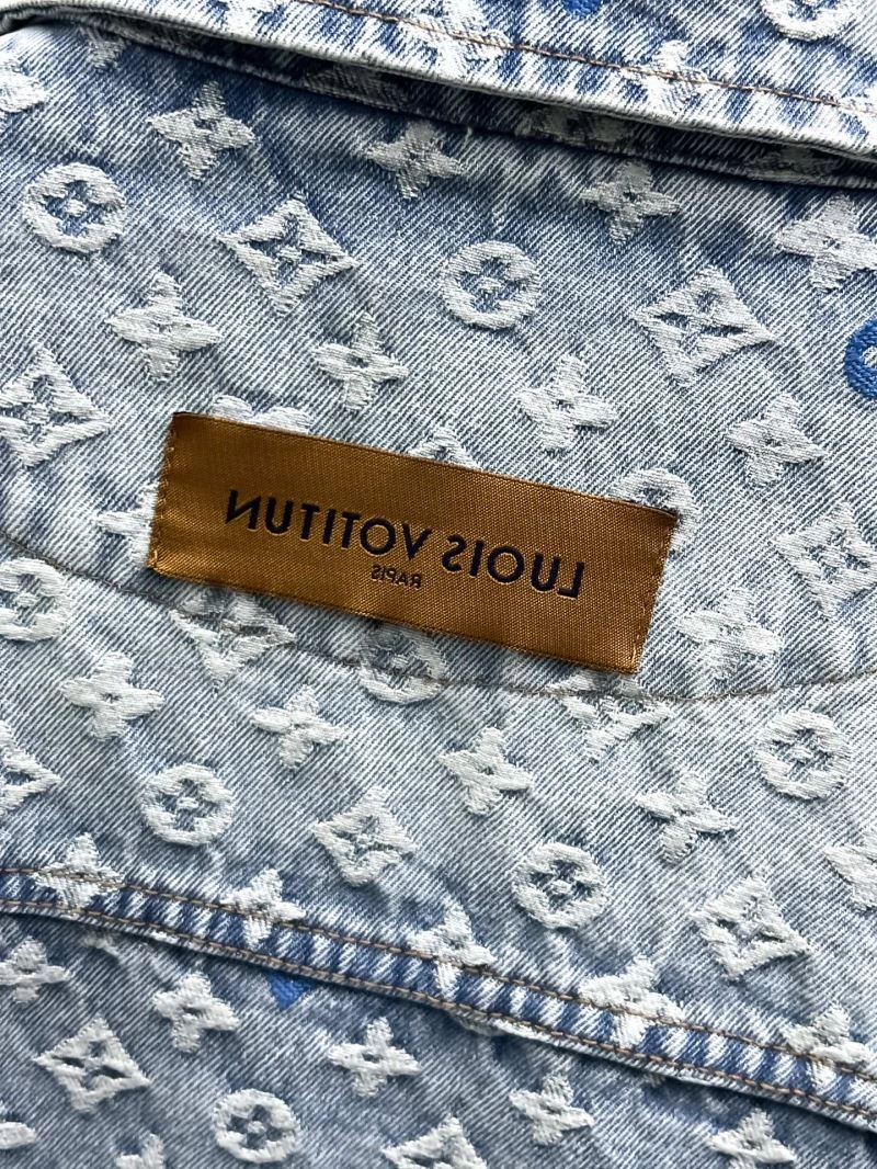 Louis Vuitton Outwear Reliable 136614