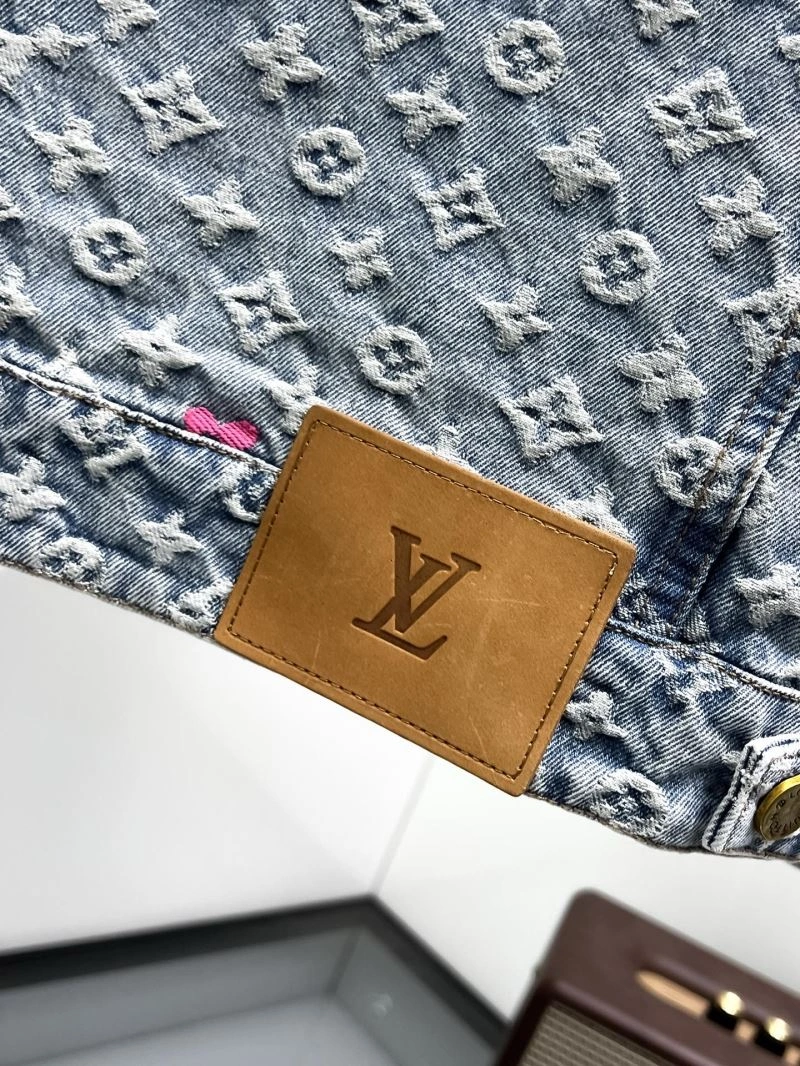 Louis Vuitton Outwear Reliable 136614