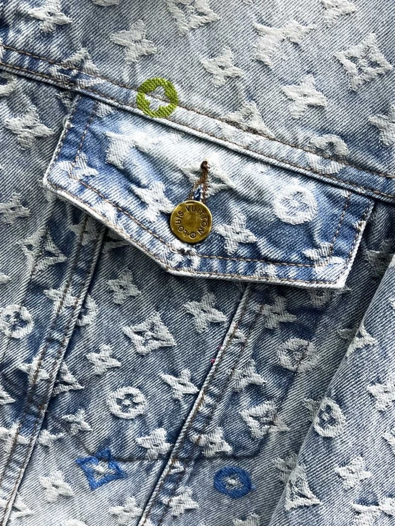 Louis Vuitton Outwear Reliable 136614