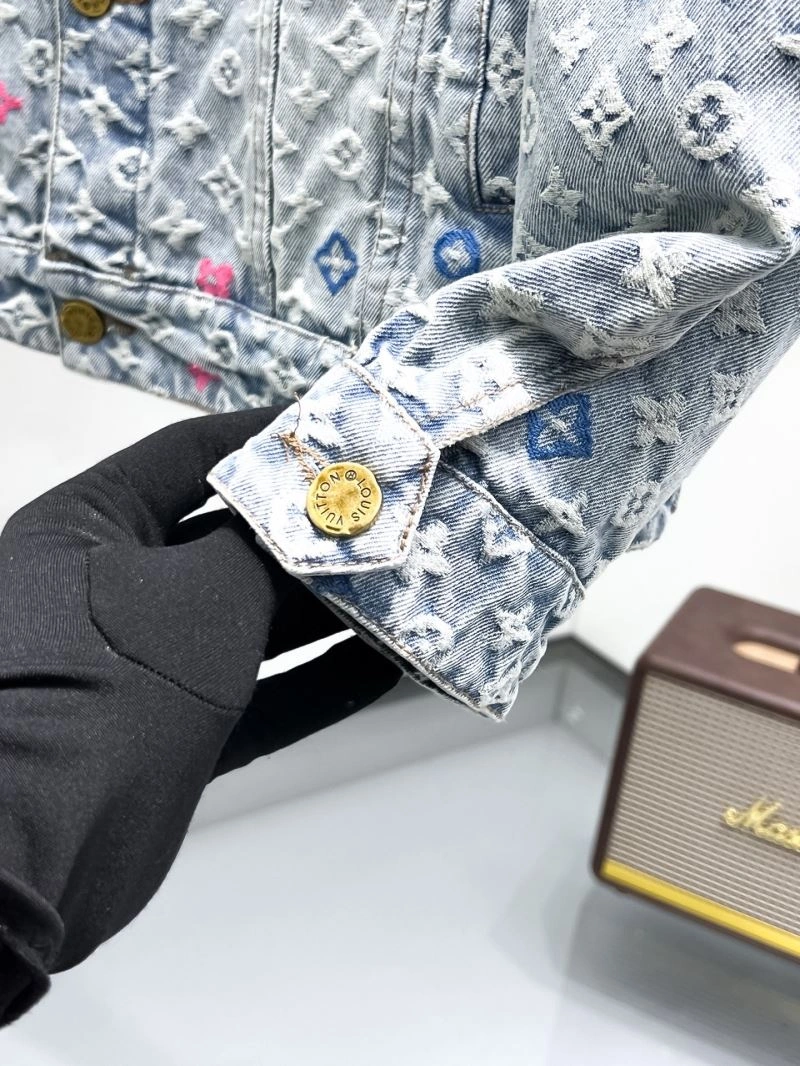 Louis Vuitton Outwear Reliable 136614