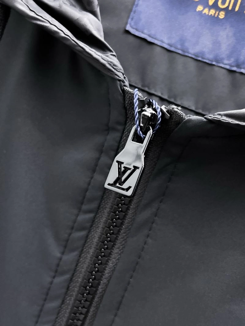 Functional Louis Vuitton Outwear 136597