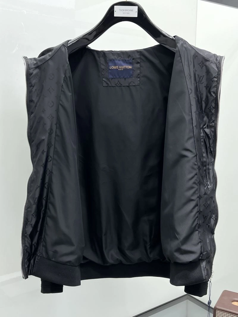 SoftTouch Louis Vuitton Outwear 136600