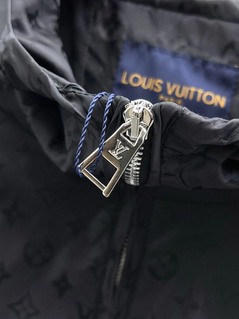 SoftTouch Louis Vuitton Outwear 136600