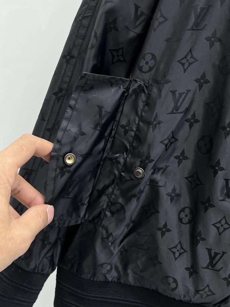 SoftTouch Louis Vuitton Outwear 136600