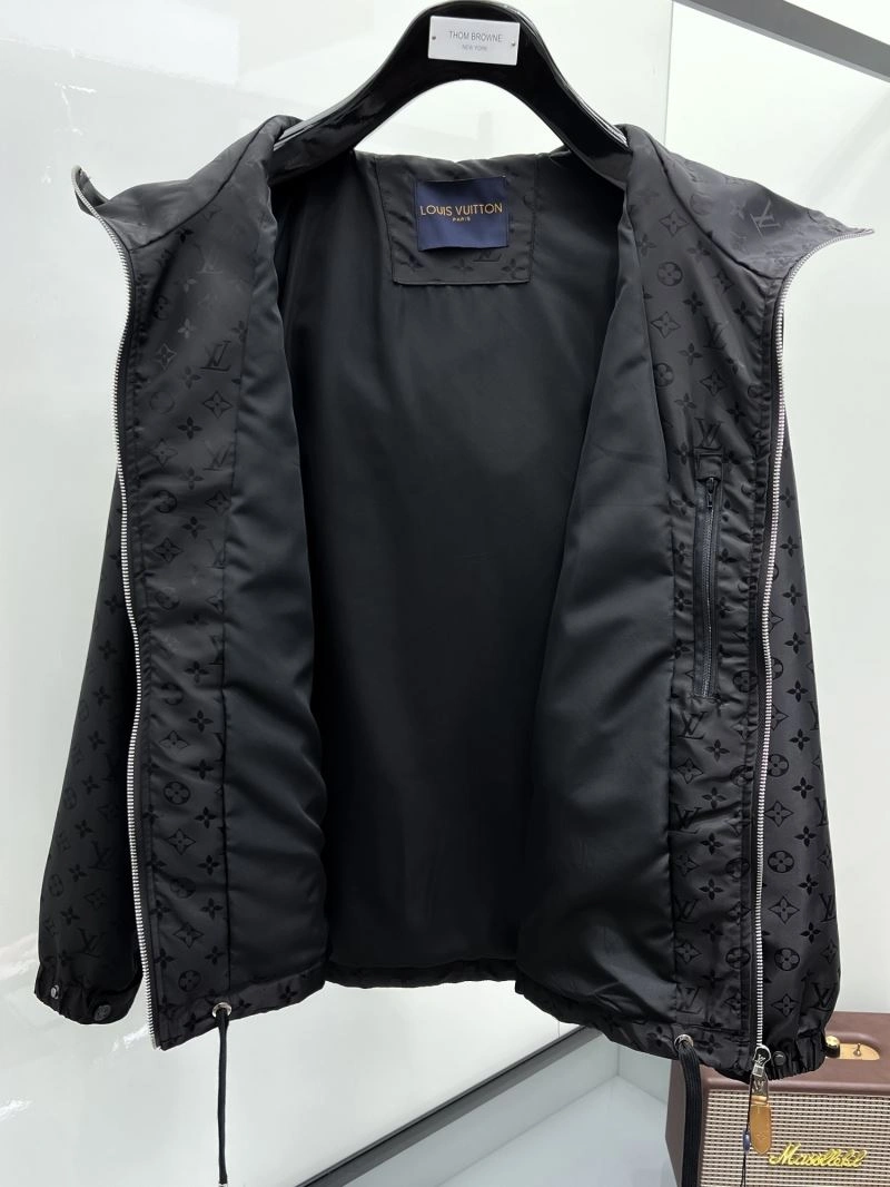 Louis Vuitton Outwear WeatherProof 136595