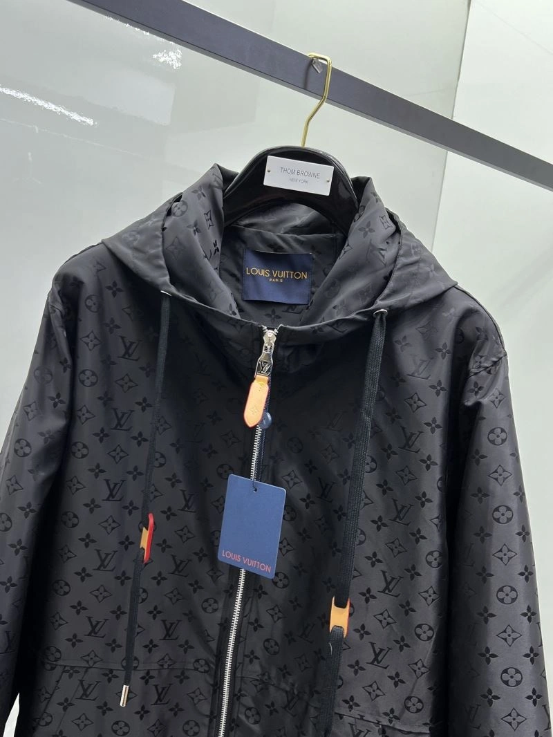 Louis Vuitton Outwear WeatherProof 136595