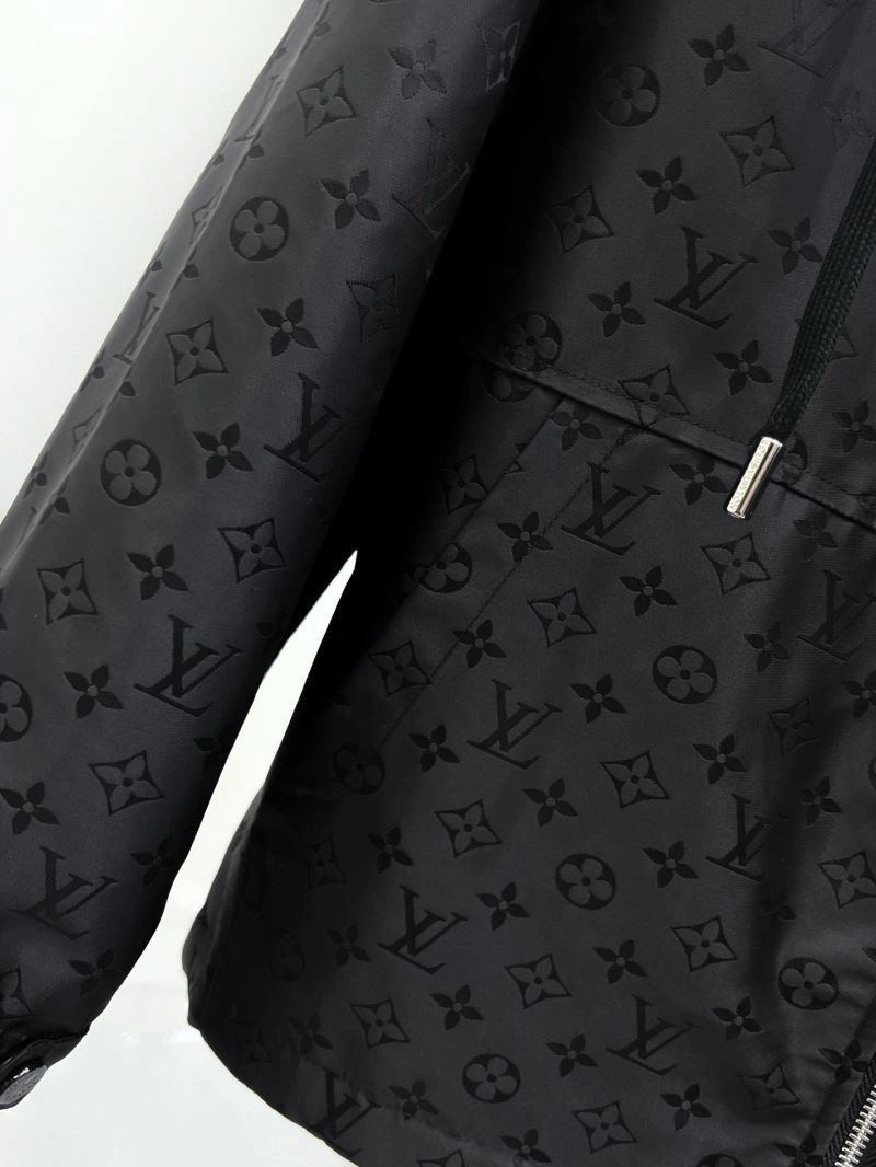 Louis Vuitton Outwear WeatherProof 136595