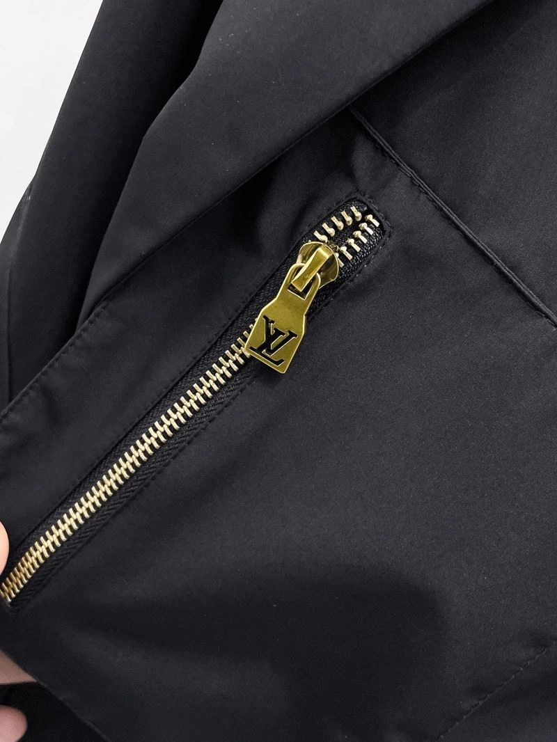 Louis Vuitton Outwear WeatherProof 136588
